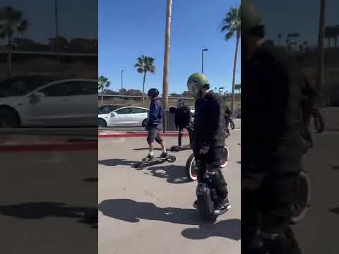 SDESK8 x LAESK8 Group Ride in Oceanside was lit 🔥#ShredLights #esk8 #electricskateboard