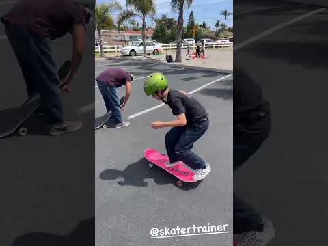 The kickflip dream 🙌🔥 #sk8 #skate #skateboarding #skating